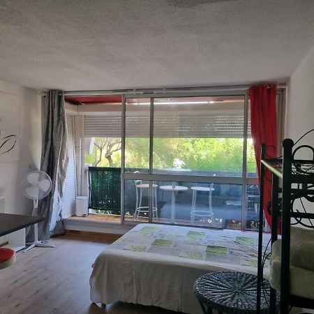 Апартаменты Ideal Vacances Petit Budget Ла-Гранд-Мот Экстерьер фото