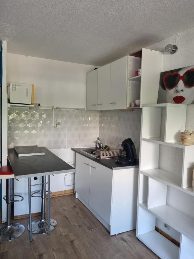 Апартаменты Ideal Vacances Petit Budget Ла-Гранд-Мот Экстерьер фото